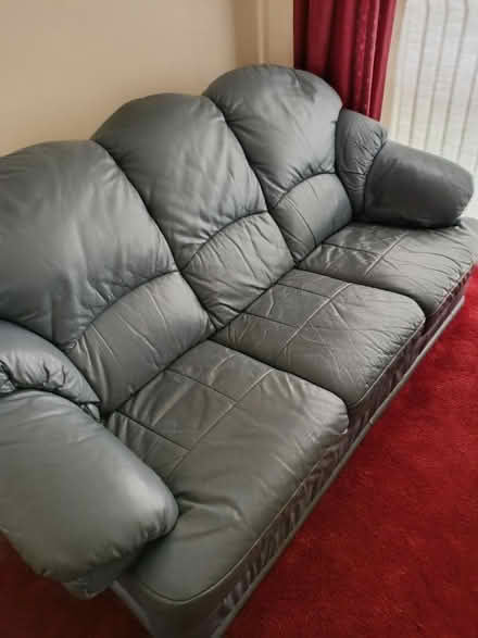 Photo of free 3 piece suite (Gorebridge EH23) #1
