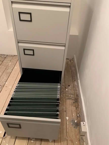 Photo of filing cabinet (Underdale SY2) #2