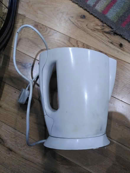 Photo of free Kettle (Surrey Quays SE16) #1