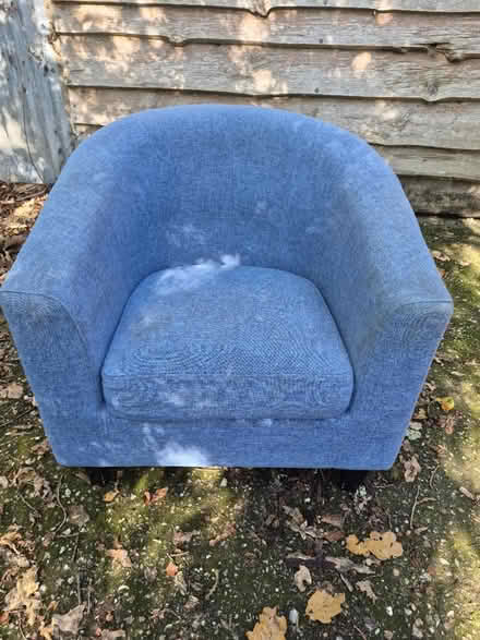 Photo of free Blue tub chair (Faygate RH12) #1