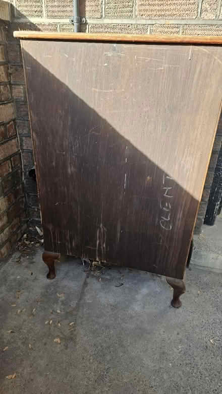 Photo of free Small desk (Tw7) #2