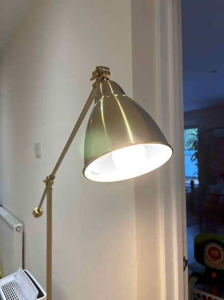Photo of free Floor lamp (Hamlet Road, Crystal Palace) #3