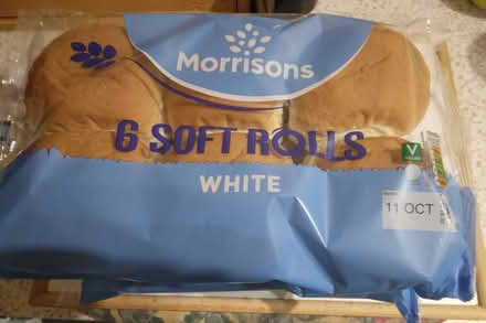 Photo of free 18 white bread rolls - urgent giveaway. (Kingsway BA2) #1