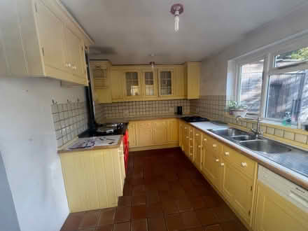 Photo of free Wooden fitted kitchen (Loughton, IG10) #2