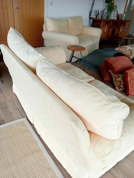 Photo of free 2 comfortable settees (Icenlane Shipton gorge DT64PP) #1
