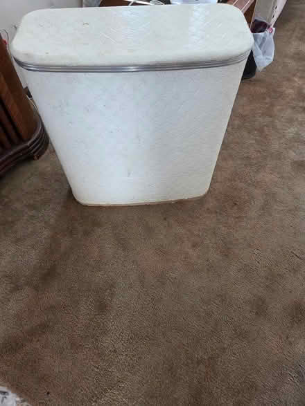 Photo of free hamper (Manville) #1