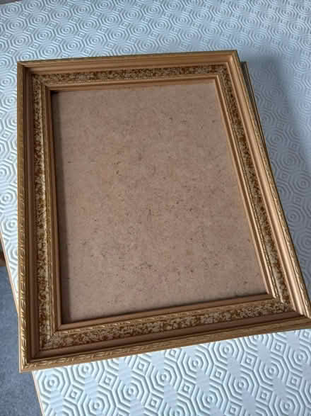 Photo of free Gold coloured picture frame (Barnsley, S71) #1