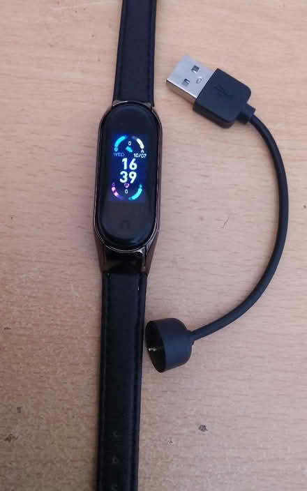 Photo of free Xiaomi Band 5 Smart Watch (Vale LA1) #1