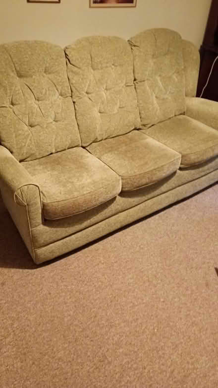 Photo of free Green 3 seater setee (SM2) #4