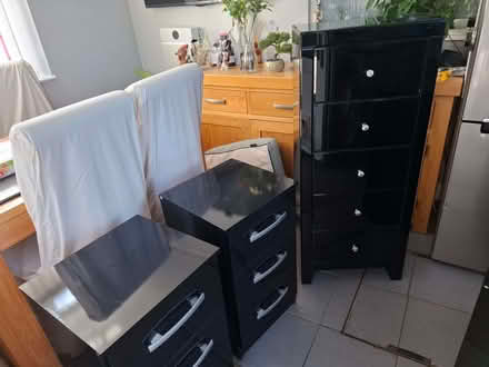 Photo of free Bedroom furniture (Bricknells Meadow OX28) #1