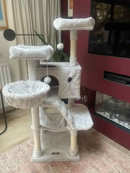 Photo of free brand new cat tree (Grove Park Chiswick W4) #1