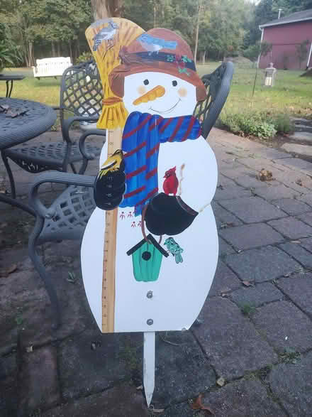Photo of free Winter yard decor (Odenton) #1