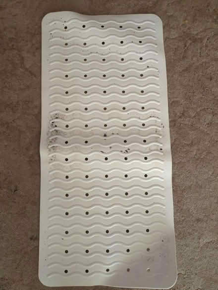 Photo of free Bath mat (Lockleaze BS7) #1