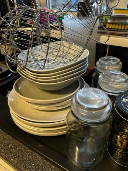 Photo of free Various crockery etc (Carlton hill NG4) #1
