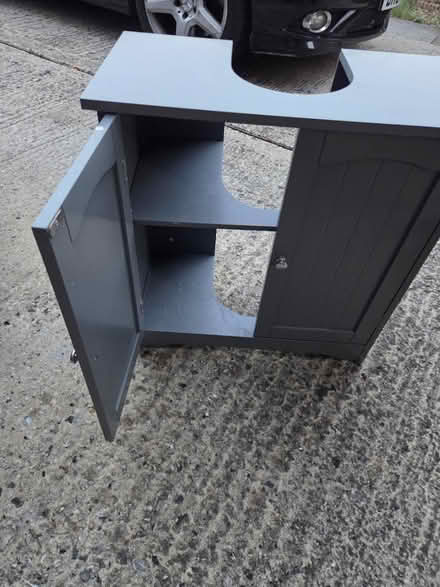 Photo of free Bathroom cabinet (Thatcham, RG19) #2