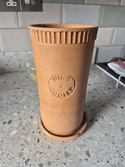 Photo of free Wine cooler (DE21) #1