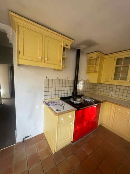 Photo of free Wooden fitted kitchen (Loughton, IG10) #1