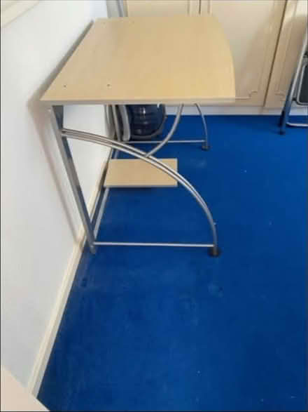 Photo of free Large desk (Romiley, SK6) #1