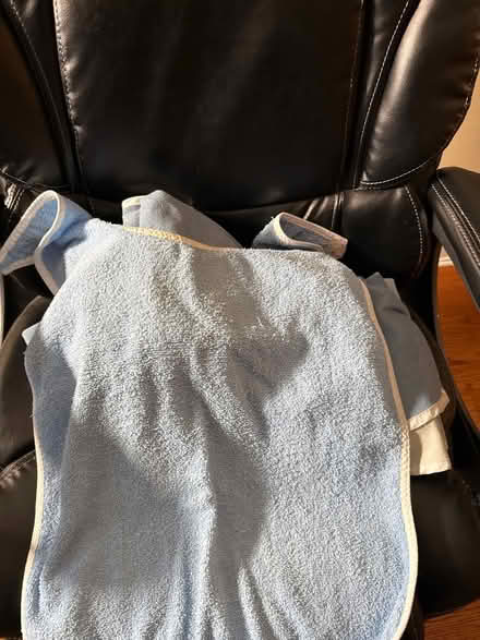 Photo of free Adult bibs (Riverdale, Bronx, New York) #1