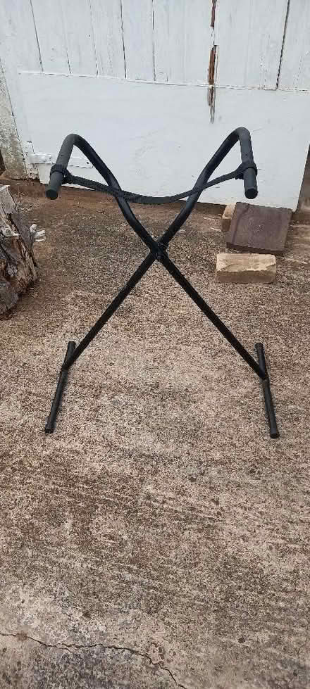 Photo of free STAND for Keyboard or suitcases (Belvidere SY2) #1