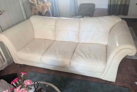 Photo of free Cream leather sofa. Easy to clean. (Bridgnorth WV16) #1