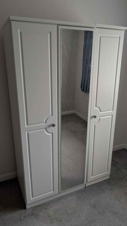 Photo of free Windsor Triple Mirror Wardrobe in White Gloss (Crosslee PA6) #1