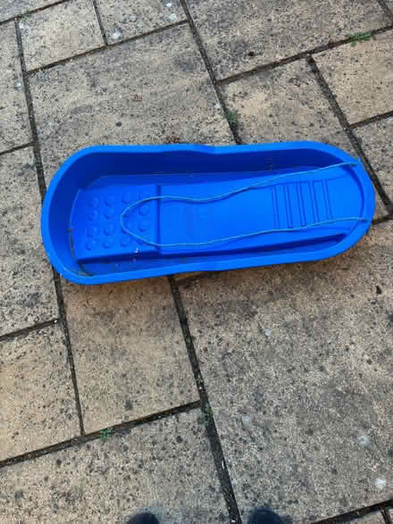 Photo of free Child’s sled (Beaconsfield HP9) #1