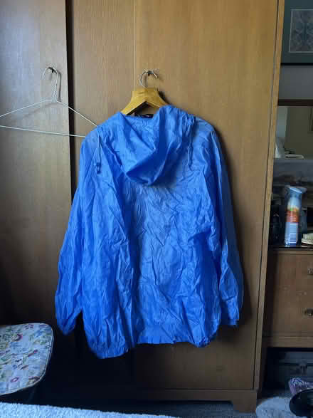 Photo of free ProClimate Blue Kagoule (Carshalton SM5) #2