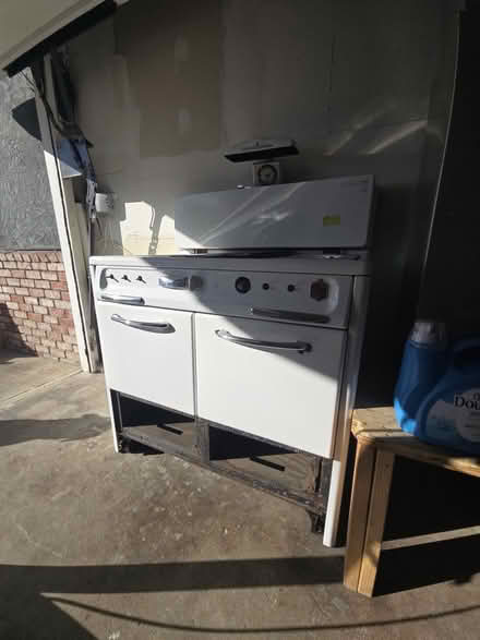Photo of free Old school stove (San Leandro) #1