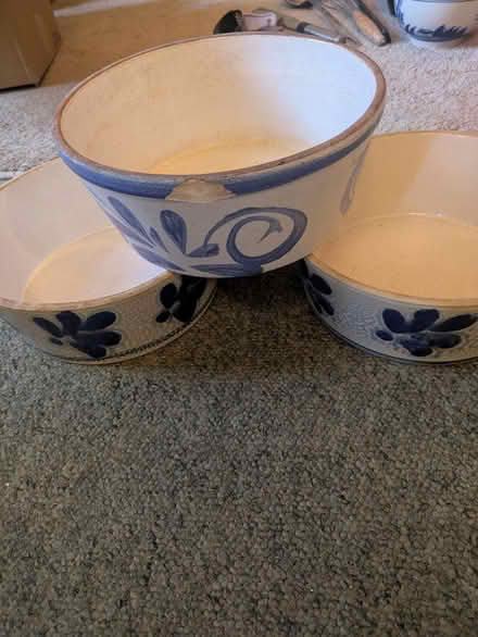 Photo of free Bowls/Serviing dishes (Grantham) #1