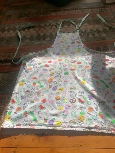 Photo of free Apron (Queen's Park BN2) #1