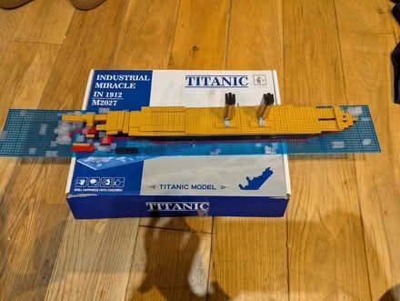 Photo of free Titanic micro building block model (Forest Hill SE23) #1