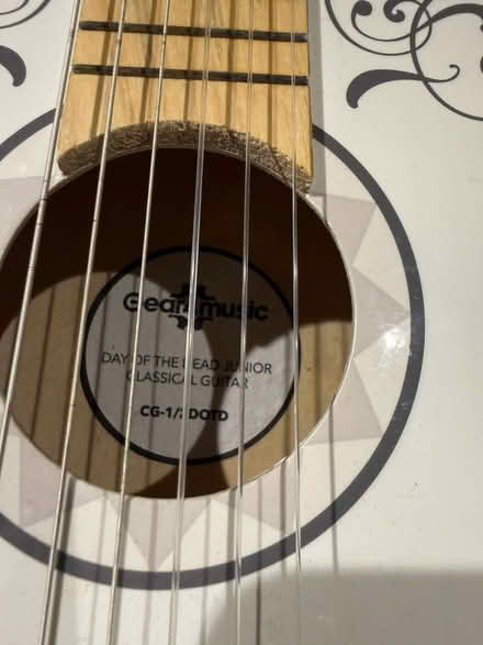 Photo of free Kids Guitar (Hill Brow GU33) #2