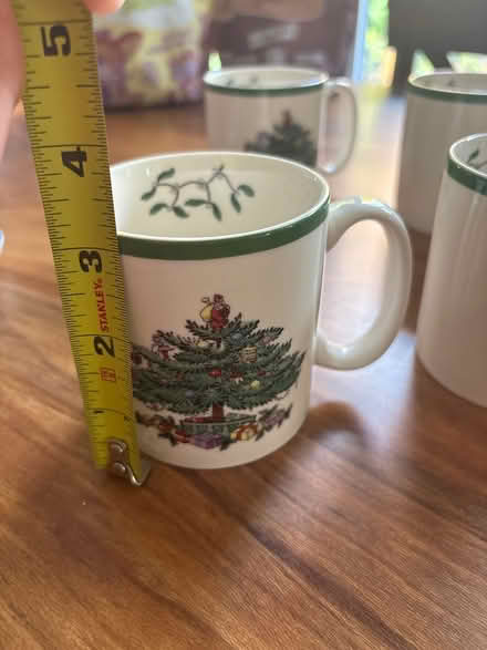 Photo of free Spode Christmas Tree mugs (Kanata Lakes) #4