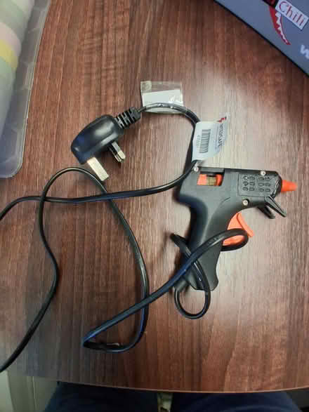Photo of free Hot glue gun (Jenkins Lane IG11) #1