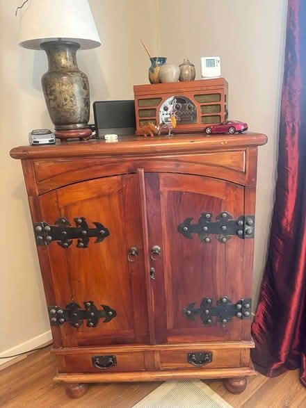 Photo of free TV cabinet (Cranleigh GU6) #3