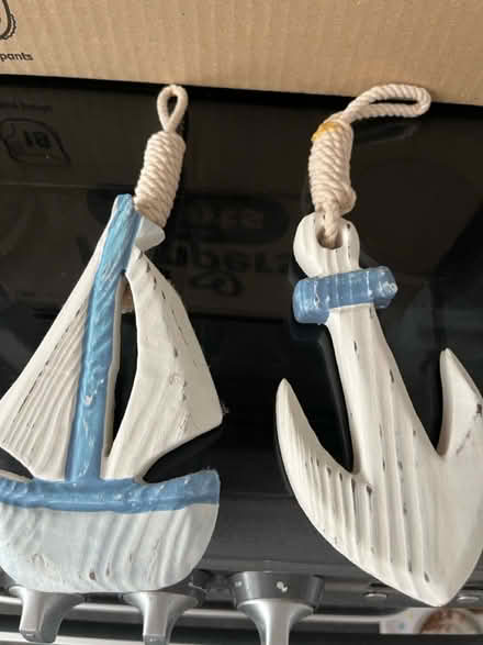 Photo of free Bathroom wall hangings (Stourport on Severn DY13) #1