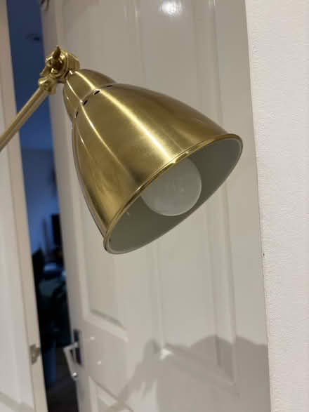 Photo of free Floor lamp (Hamlet Road, Crystal Palace) #2