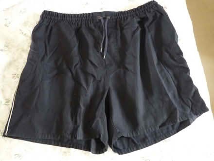 Photo of free Boy's/Gent's Shorts, Size L (Rhydycroesau SY10) #1