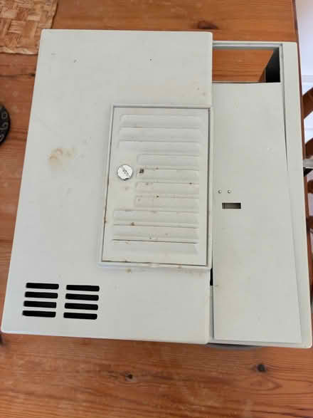 Photo of free Slide Projector & Screen (Wheatley OX33) #1