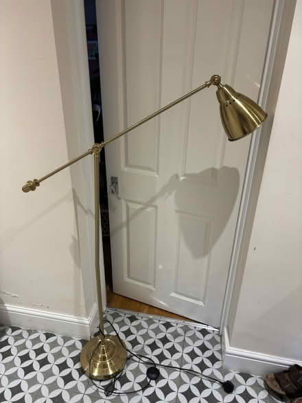 Photo of free Floor lamp (Hamlet Road, Crystal Palace) #1