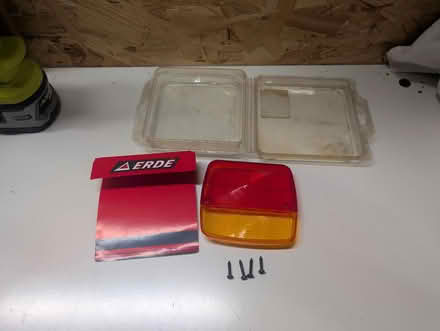 Photo of free Erde trailer replacement lens (West Farleigh ME15) #2