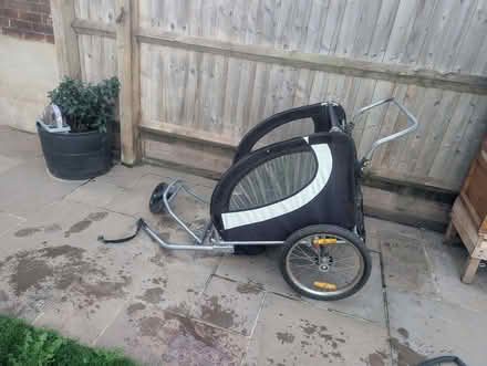 Photo of free 2 Child Bike Trailer/Stroller (Kinson Village Green Stocks BH10) #2