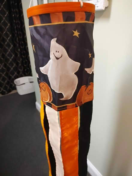 Photo of free 4' long wind sock (Odenton) #2