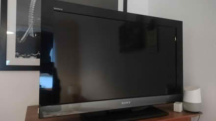 Photo of free TV working (Bermondsey station, SE16 4) #1