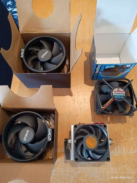 Photo of free Job lot of computer and networking stuff (New Malden KT3) #1