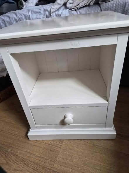 Photo of free Bed Side Table (Isleworth TW7) #1
