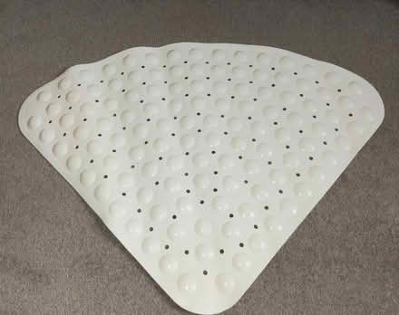Photo of free Nonslip mat for corner shower (E11, nr Wanstead Stn) #1