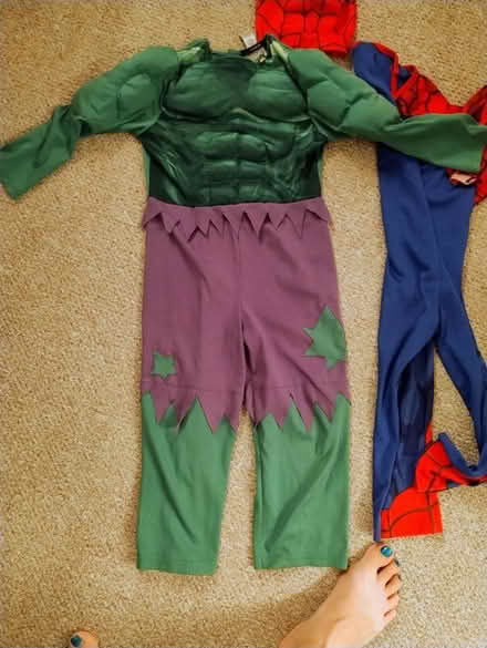 Photo of free Dress up age 5-6 (Street BA16) #2