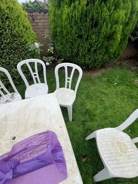 Photo of free Good quality plastic garden table and four chairs (Botley OX2) #3